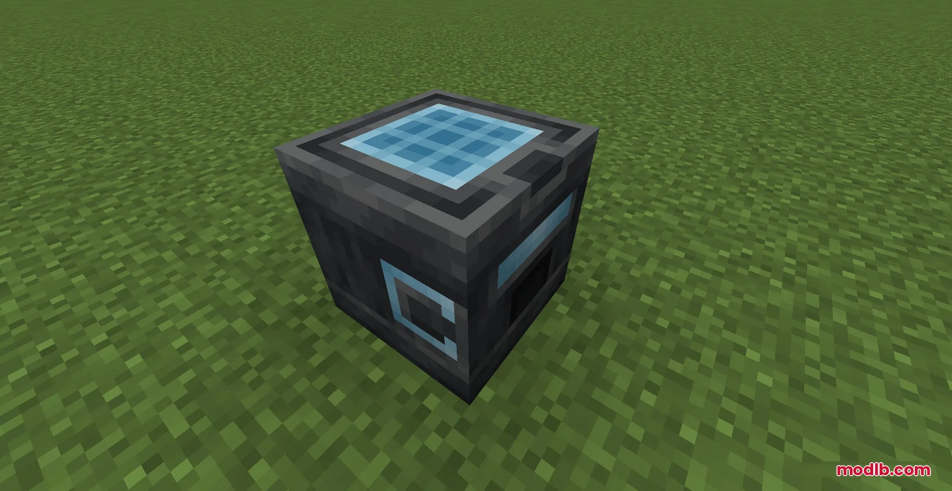 Anvil Craft Mod Screenshot 3 A dark metallic magnet block with a blue glowing interface on top