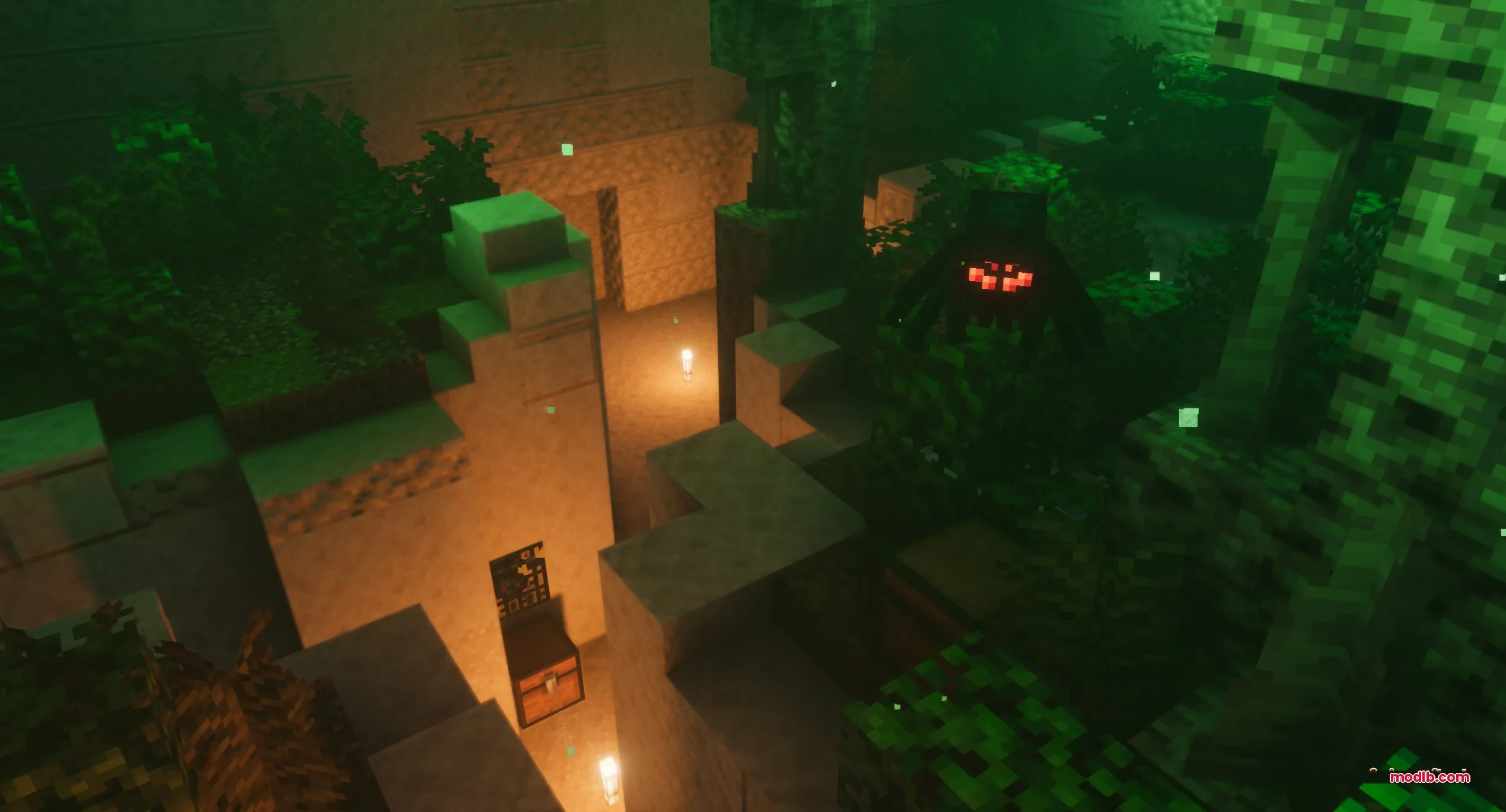 Epic Structures Dungeons Data Pack Screenshot 4 A spider mob guards a loot chest inside a green jungle dungeon