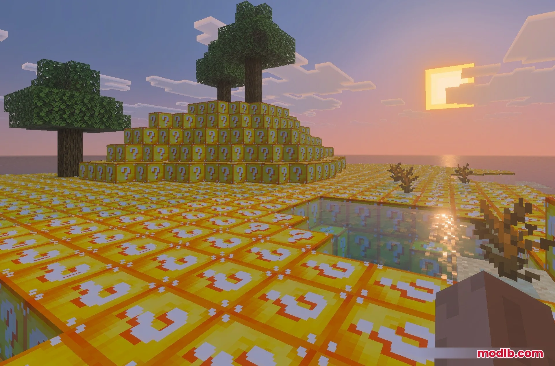 Lucky Block Survival Island Map Screenshot 1 Lucky Block Survival Island features a landscape made entirely of mystery cubes