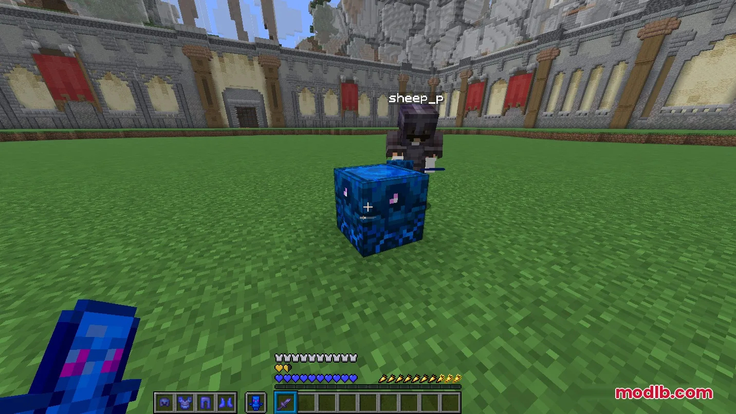 Oratot's PVP Resource Pack Screenshot 1 A player stands near a blue totem from Oratot PVP Resource Pack
