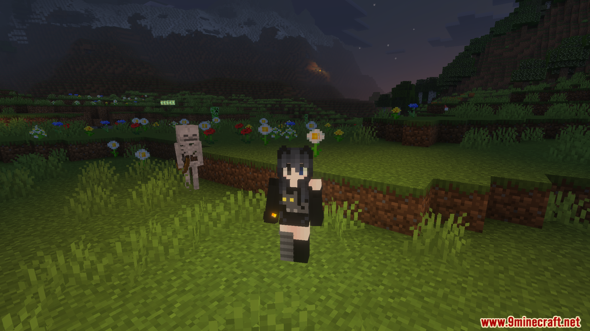 Better Dynamic Light Addon Screenshot 2 Player holding a glowing torch at night with a skeleton nearby in Minecraft