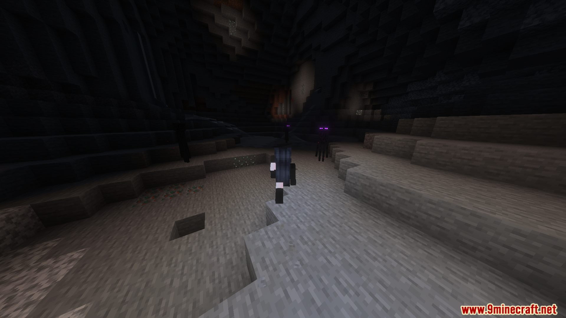 Dynamic Light Offhand Addon Screenshot 7 Realistic lighting helps a player see clearly while exploring a dark cave