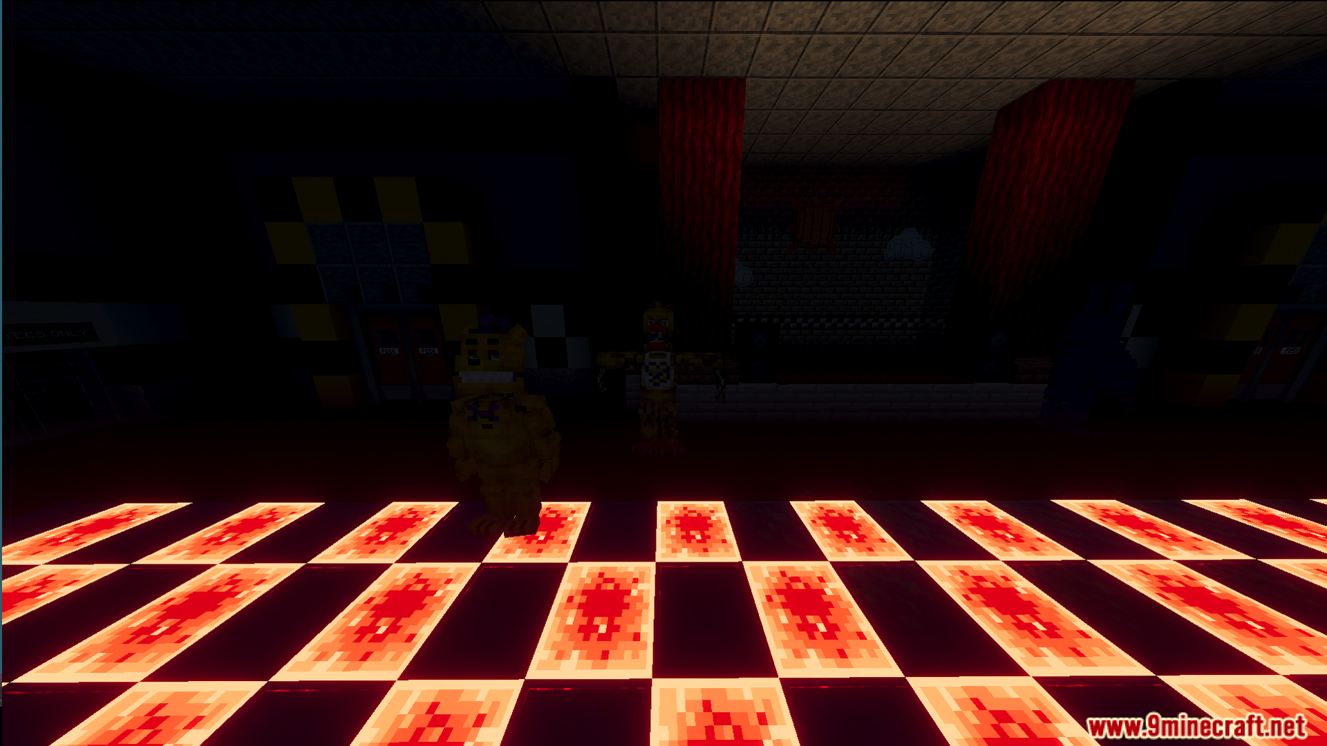 Golden animatronic standing in Fazbears Pizzeria Horror OFv2 Map with glowing floor