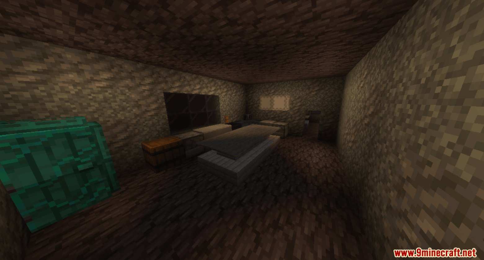Granny Multiplayer Map Screenshot 1 Survivors search a creepy bedroom for keys and useful tools