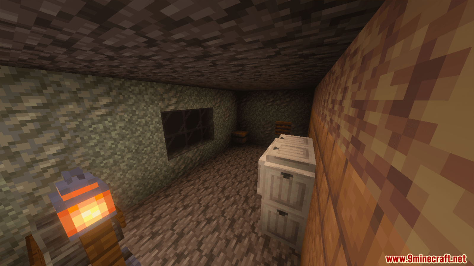 Granny Multiplayer Map Screenshot 4 Survivors search dusty rooms for keys and useful tools to escape