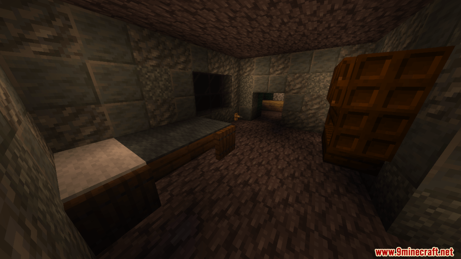 Granny Multiplayer Map Screenshot 5 Work together with other survivors to find a way out