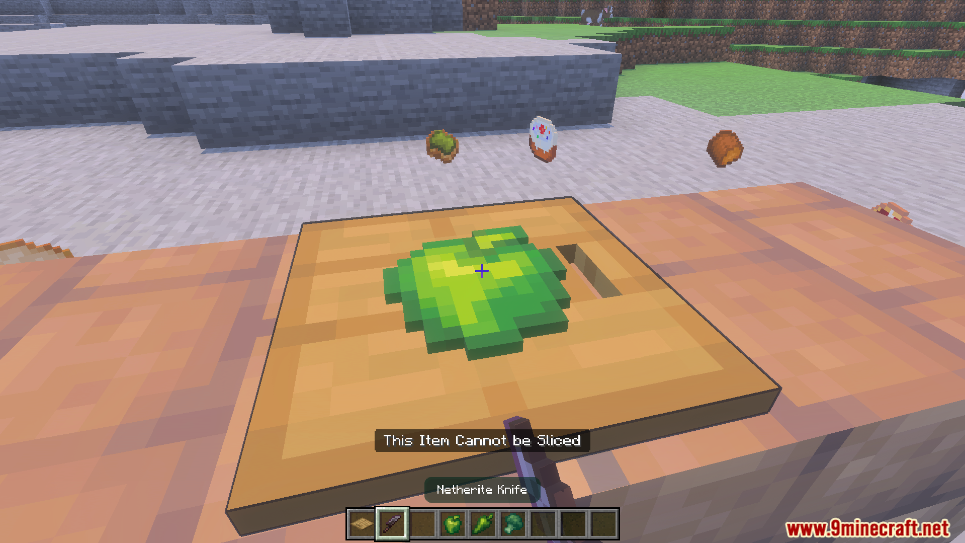 message showing green apple cannot be sliced on the wooden cutting board block