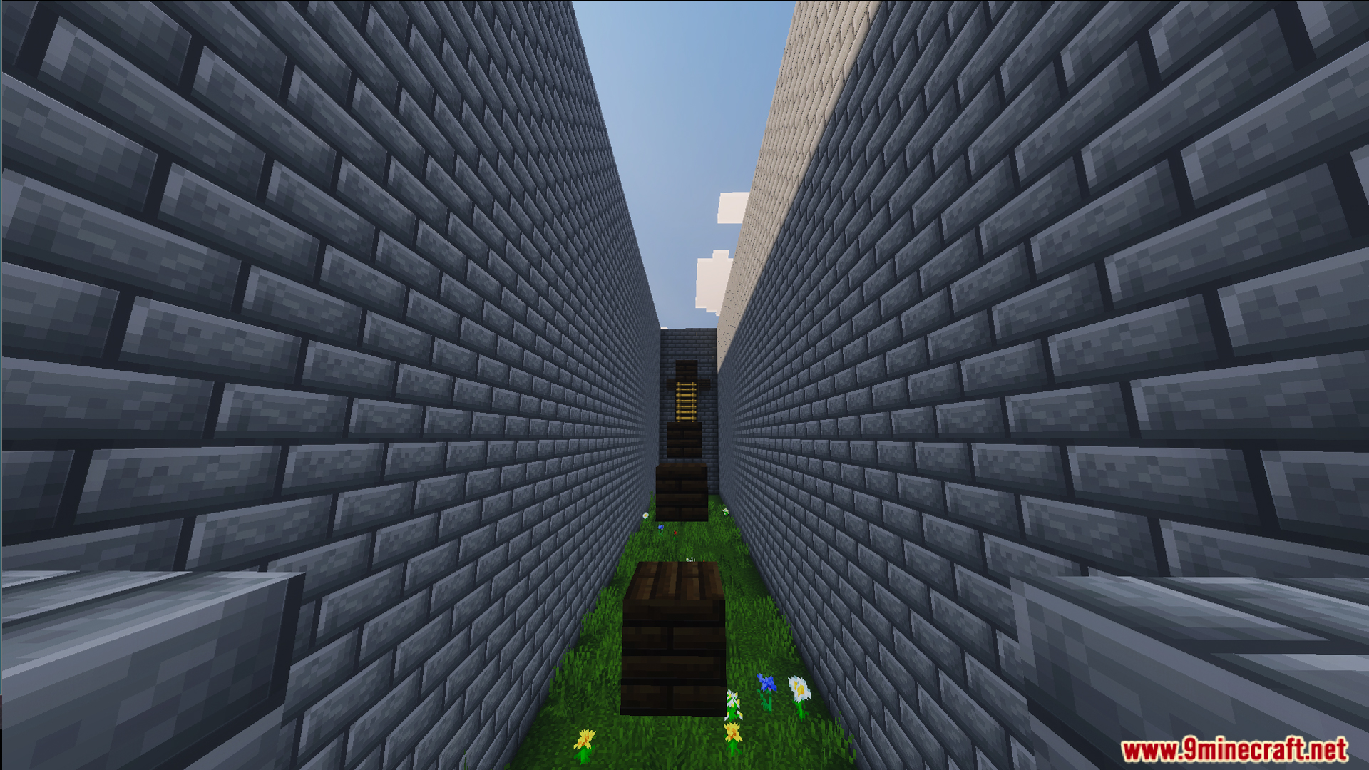 Parkour with Levals Map Screenshot 1 Parkour with levals Map features easy jumps inside a narrow stone corridor