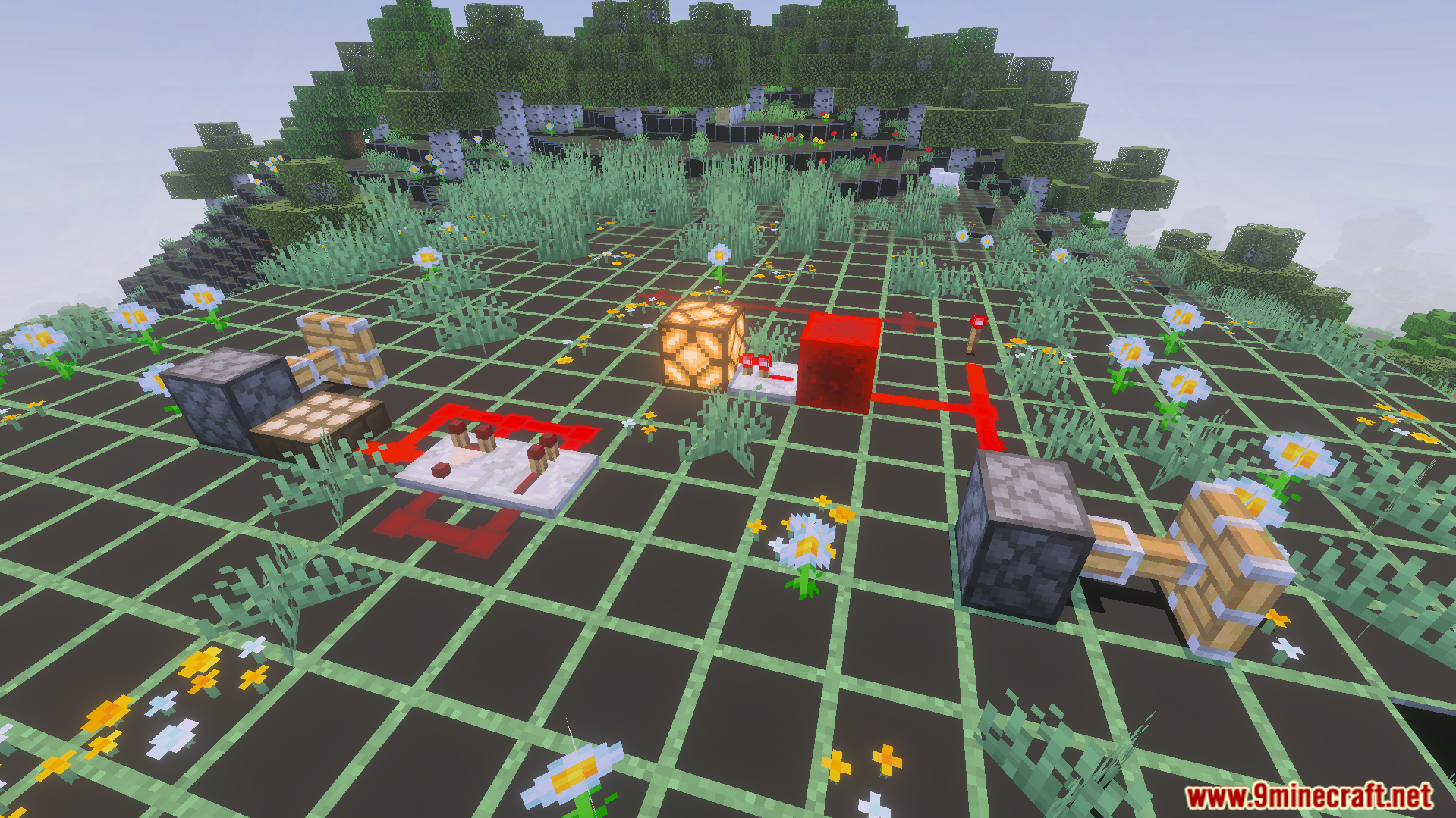 RedstoneTech Shader displays clear wireframe outlines and chunk borders for technical builds