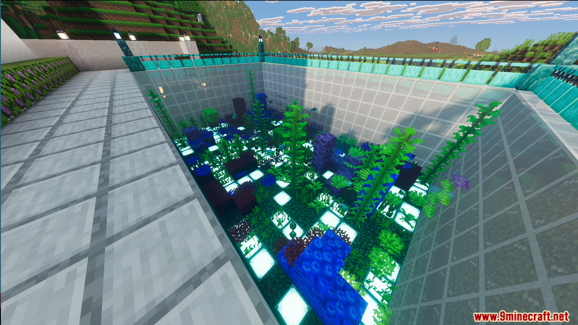 Survival Modern House 23 Map Screenshot 3 Survival Modern House Map includes a large swimming pool with colorful coral