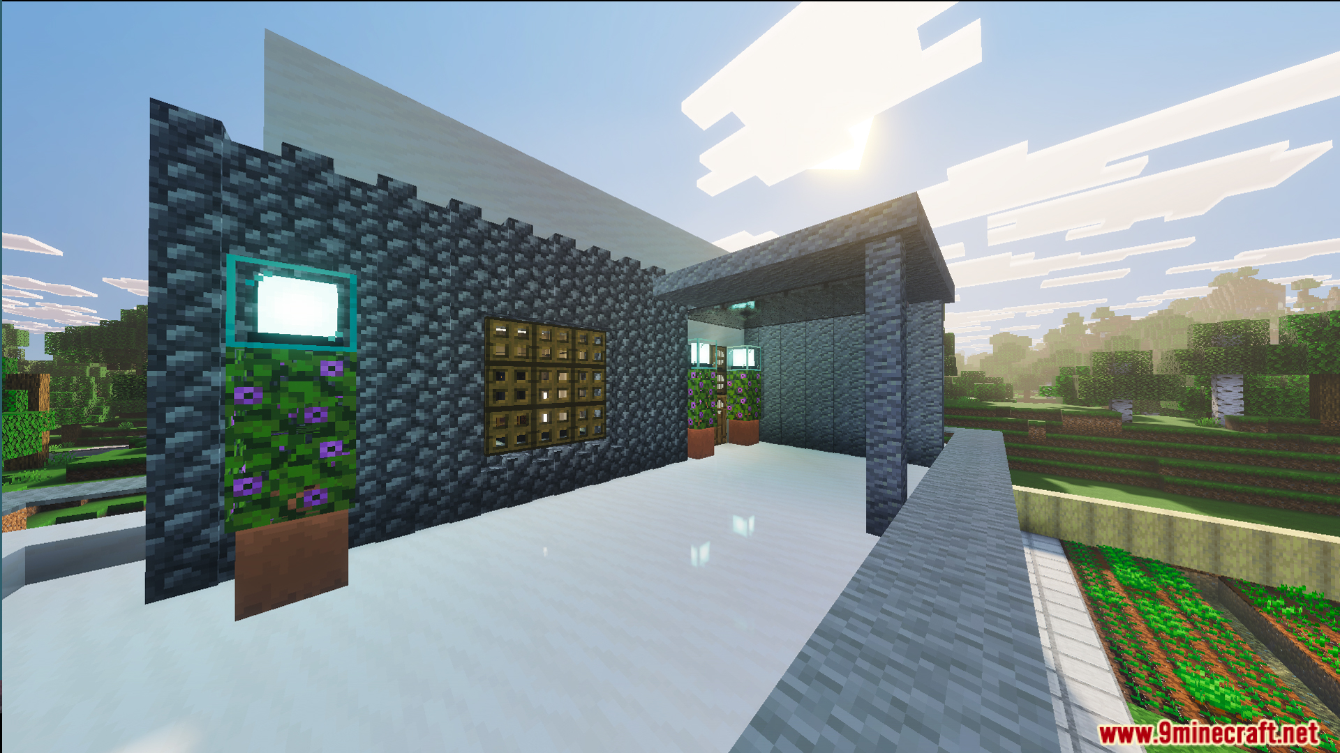 Survival Modern House 44 Map Screenshot 10 The exterior of Survival Modern House 44 Map with dark walls and patio