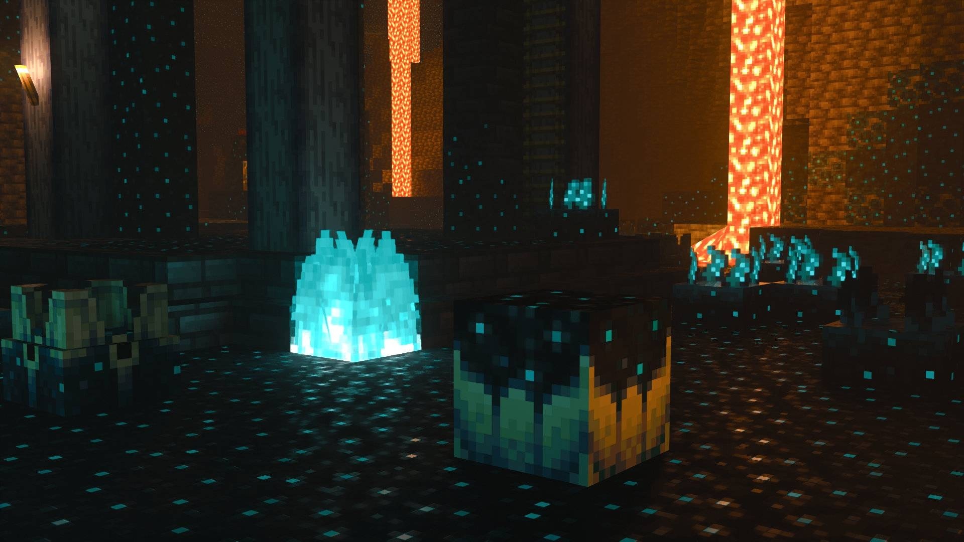 Vanilla RTX Texture Pack Screenshot 5 Ray tracing lighting effects on sculk blocks soul fire and lava in caves