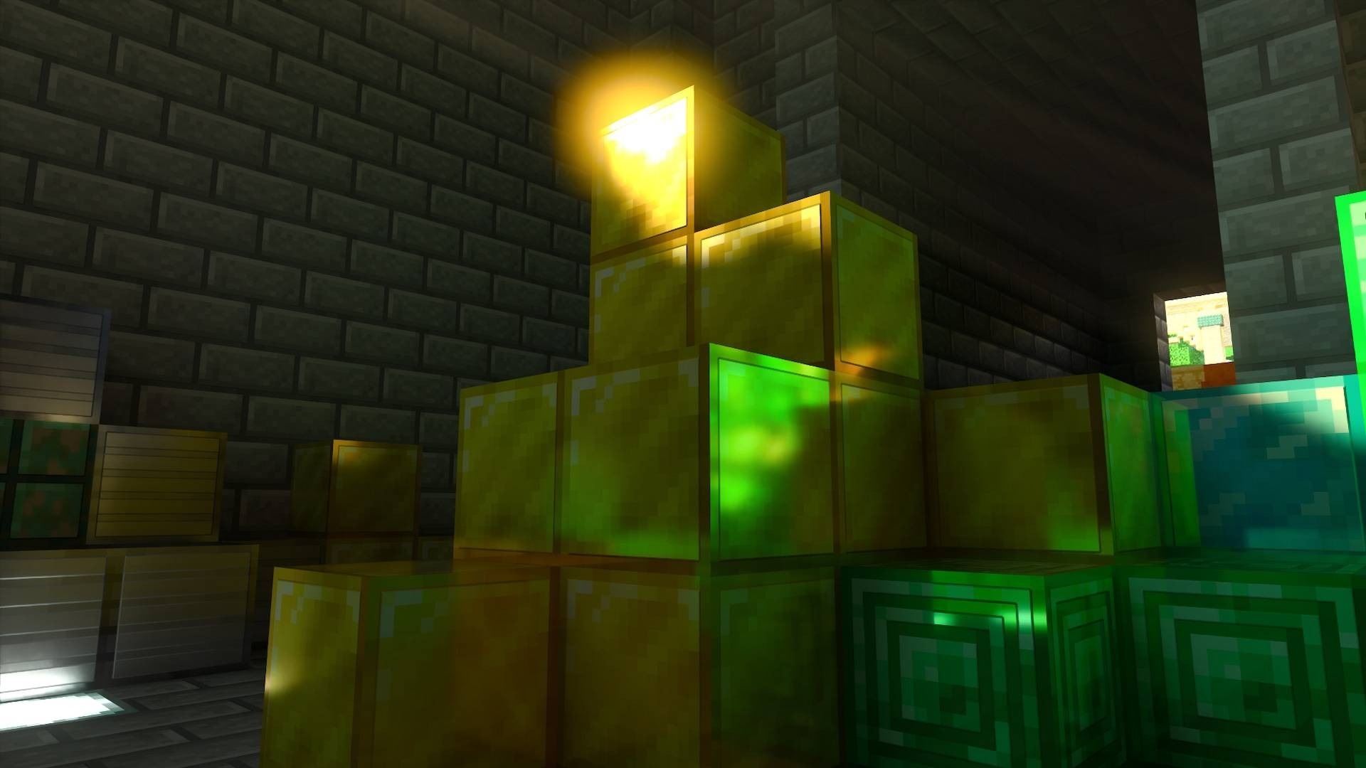 Vanilla RTX Texture Pack Screenshot 6 Realistic reflections on stacked gold emerald and diamond blocks in a room