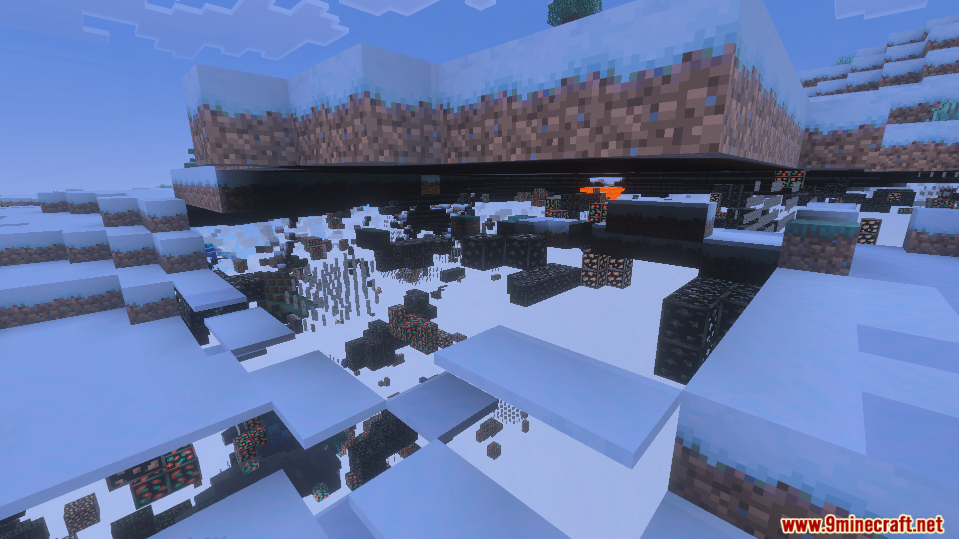 XRay Ultimate Outlined Ores Texture Pack highlights valuable ores with bright outlines